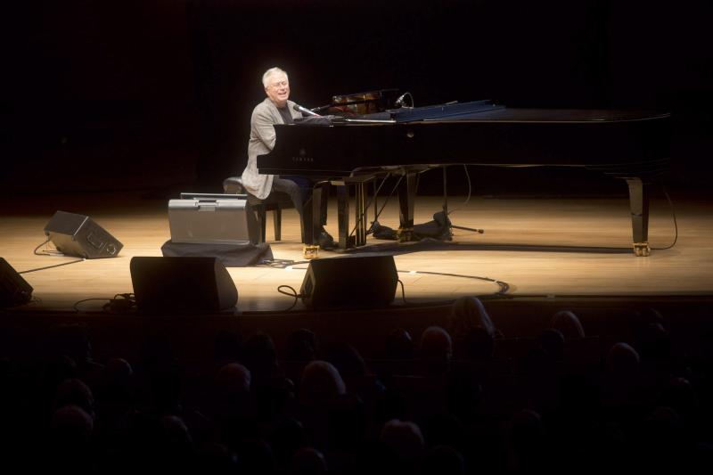 Review: Alan Menken Debuts Fresh Retrospective Concert at Segerstrom Center Image