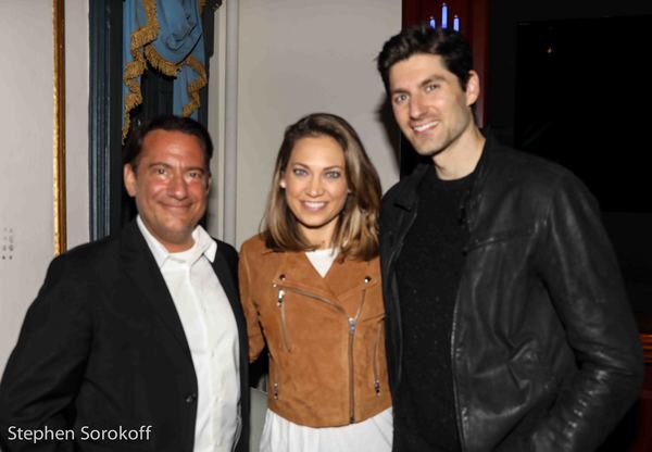Photo Coverage: Rachael Ray, Tony Danza & More Visit CELEBRITY AUTOBIOGRAPHY Image