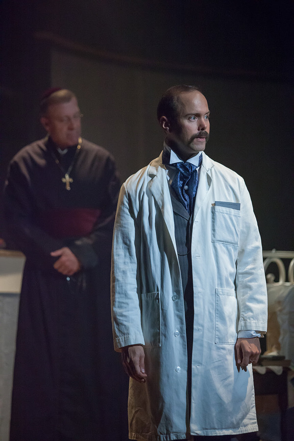 Photo Flash: Cincinnati Shakespeare Co. Presents THE ELEPHANT MAN Image