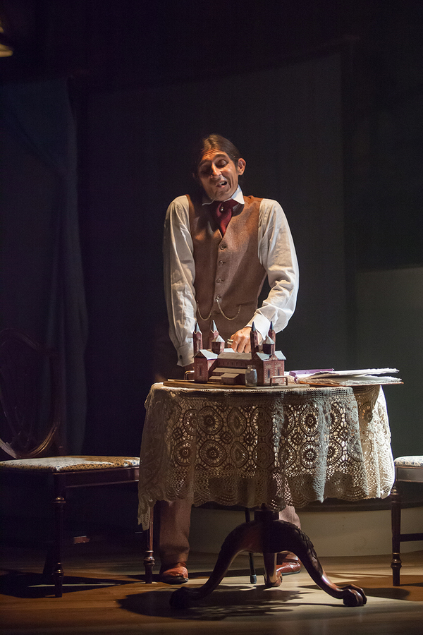 Photo Flash: First Look at Cincinnati Shakespeare's THE ELEPHANT MAN Image