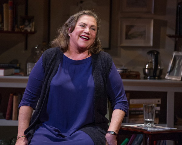 Photo Flash: First Look at Kathleen Turner in THE YEAR OF MAGICAL THINKING at Arena Stage Image