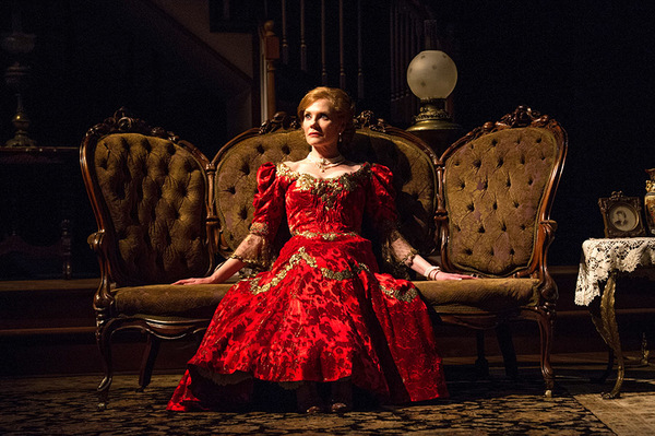 Photo Flash: First Look at Marg Helgenberger and More in THE LITTLE FOXES at Arena Stage Image