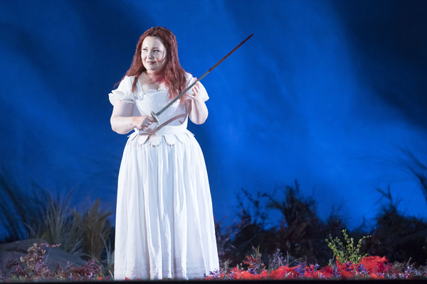Photo Flash: First Look at LUCIA DI LAMMERMOOR, Opening This Weekend at the Lyric Image