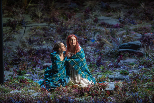 Photo Flash: First Look at LUCIA DI LAMMERMOOR, Opening This Weekend at the Lyric Image