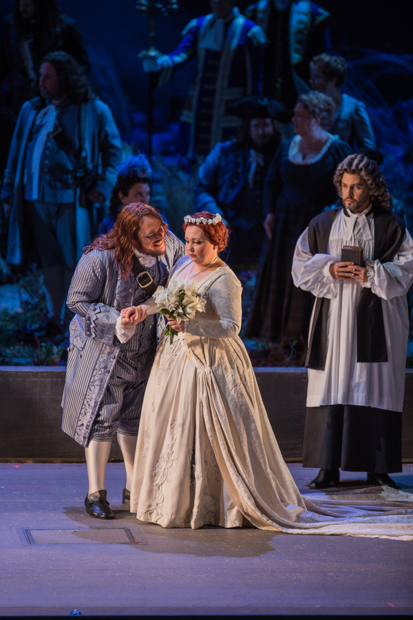 Photo Flash: First Look at LUCIA DI LAMMERMOOR, Opening This Weekend at the Lyric Image
