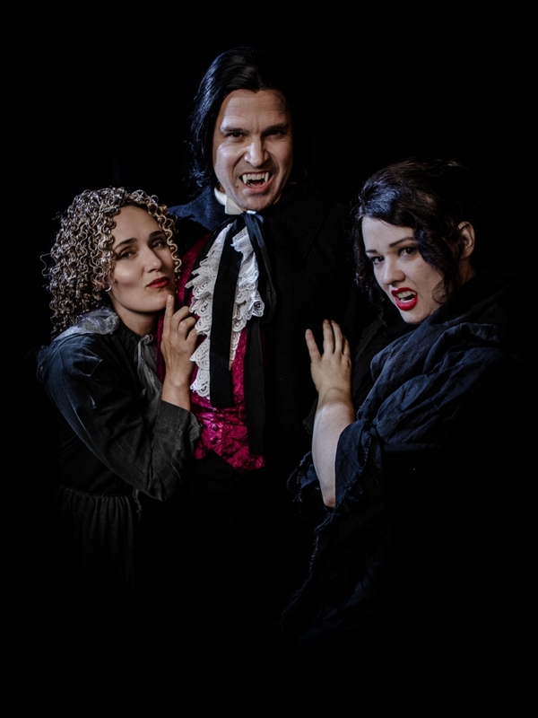 Photo Flash: DRACULA at Tacoma Little Theatre Image