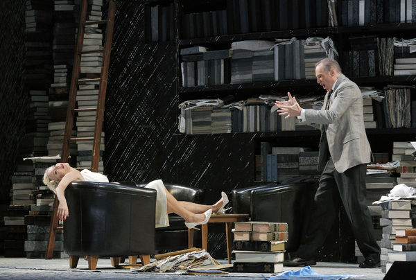 Photo Flash: First Look at San Francisco Opera's THE MAKROPULOS CASE Image
