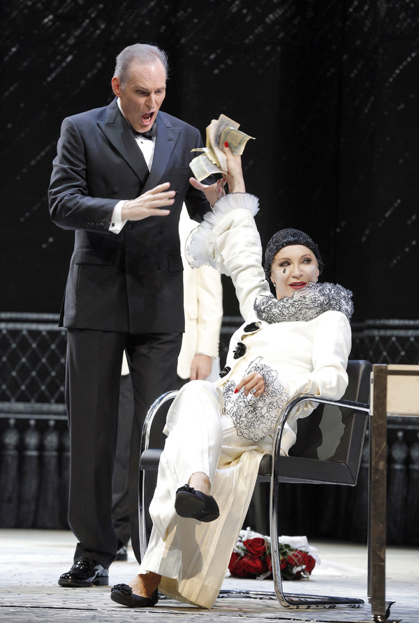 Photo Flash: First Look at San Francisco Opera's THE MAKROPULOS CASE 