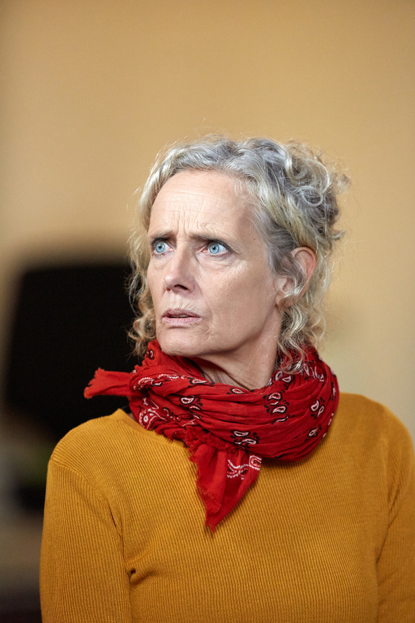 Photo Flash: In Rehearsal with Stephen Daldry's AN INSPECTOR CALLS Image