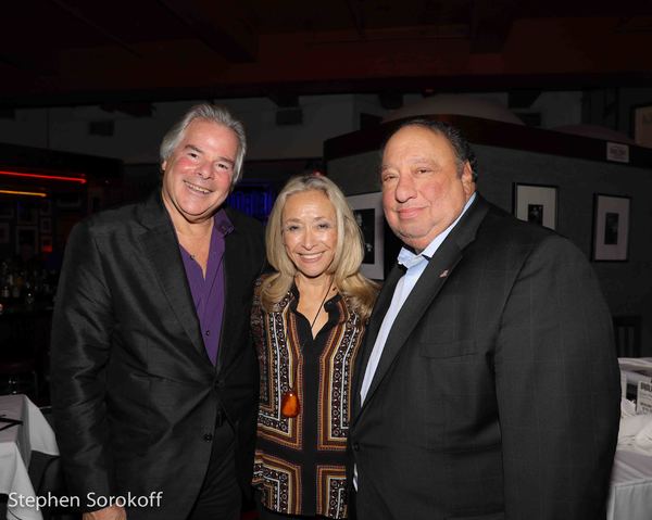 Photo Coverage: Jamie deRoy Brings Jamie deRoy & Friends to Birdland Image
