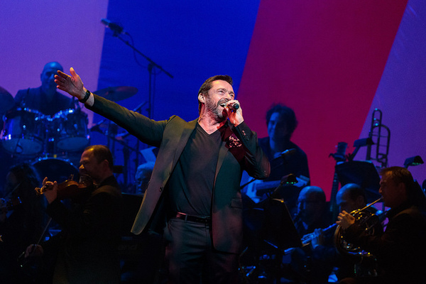 BWW Morning Brief October 12th, 2017: SPRINGSTEEN ON BROADWAY, JUNK, and More! Image