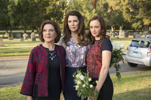 Photo Flash: Netflix Shares All-New Images from GILMORE GIRLS: A YEAR IN THE LIFE 