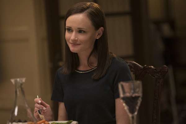 Photo Flash: Netflix Shares All-New Images from GILMORE GIRLS: A YEAR IN THE LIFE Image