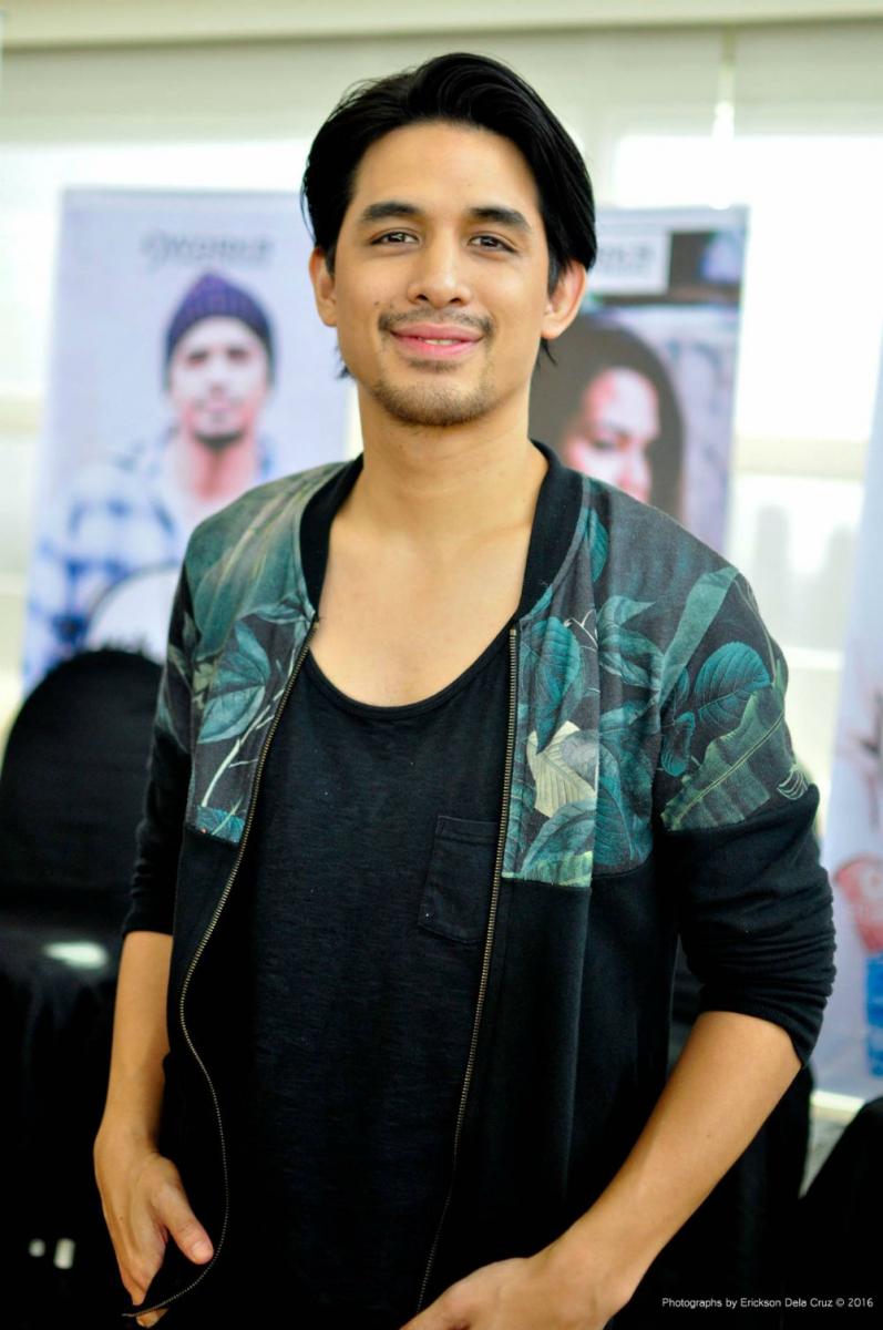 Interview: Jef Flores Talks Jonathan Larson, 'Profitable Creativity' & More Image