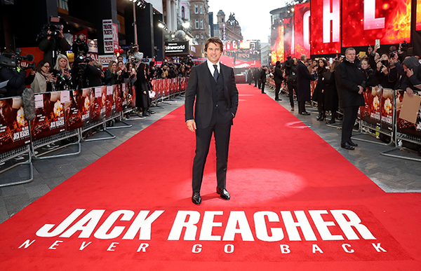 Photo Flash: Tom Cruise & More Attend JACK REACHER London Premiere Image