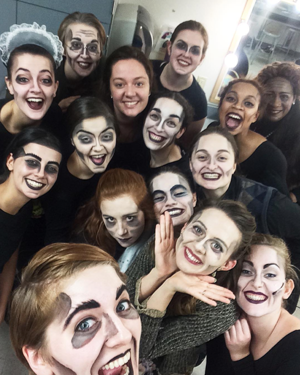 Photo Flash: It's Just Peachy at HOLIDAY INN, Existential at SOMETHING ROTTEN, and More Saturday Intermission Pics! Image