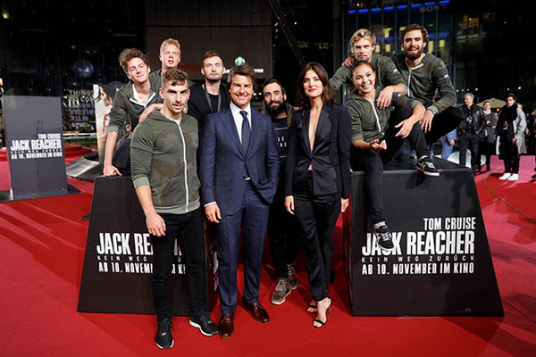 Photo Flash: Tom Cruise & More Attend JACK REACHER Berlin Premiere Image