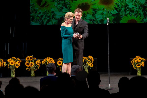 Photo Coverage: The Actors Fund Honors Marin Mazzie at NOTHING LIKE A DAME Image