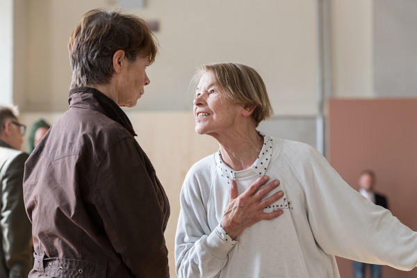 Photo Flash: In Rehearsal with Glenda Jackson and More for KING LEAR at the Old Vic Image