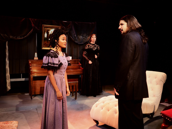 Photo Flash: Ophelia Theatre Group's HEDDA GABLER Begins Tonight Image