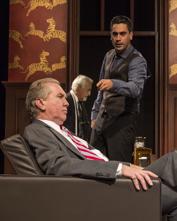 Photo Flash: First Look at Jon Robin Baitz's VICUNA World Premiere at the Douglas Image