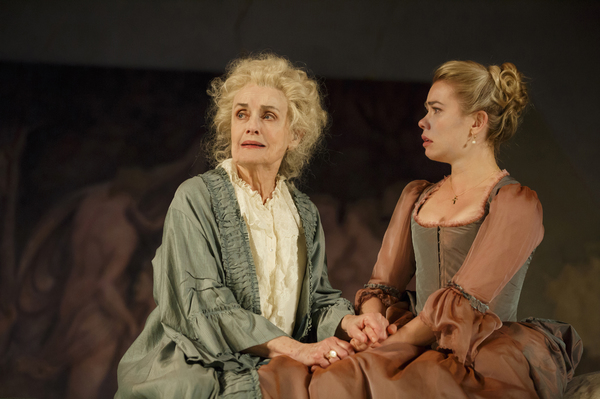 Photo Flash: Scintillating First Look at Liev Schreiber and Janet McTeer in LES LIAISONS DANGEREUSES on Broadway Image