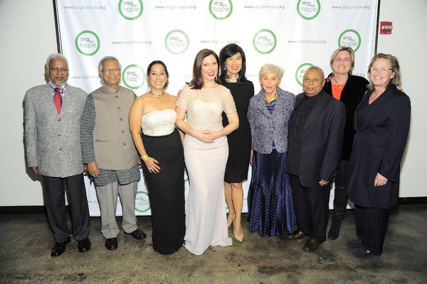 Photo Flash: Tituss Burgess, Renee Fleming and More Arrive at 2016 Sing for Hope Gala Image