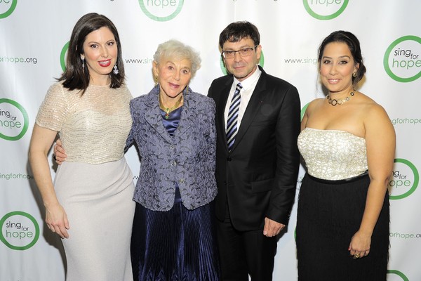 Photo Flash: Tituss Burgess, Renee Fleming and More Arrive at 2016 Sing for Hope Gala Image