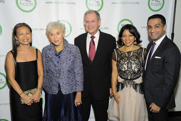 Photo Flash: Tituss Burgess, Renee Fleming and More Arrive at 2016 Sing for Hope Gala Image