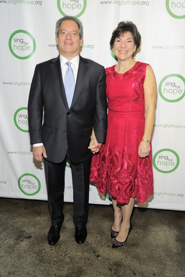 Photo Flash: Tituss Burgess, Renee Fleming and More Arrive at 2016 Sing for Hope Gala 