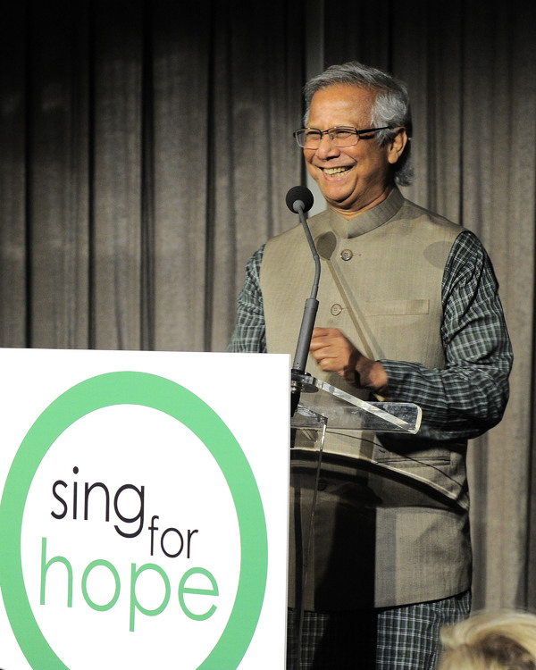 Photo Flash: Tituss Burgess and Renee Fleming Duet at 2016 Sing for Hope Gala Image