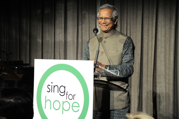 Photo Flash: Tituss Burgess and Renee Fleming Duet at 2016 Sing for Hope Gala Image