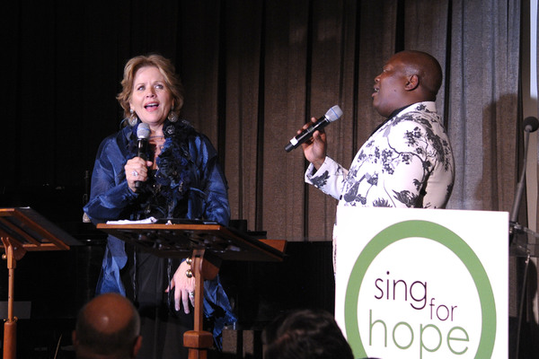 Photo Flash: Tituss Burgess and Renee Fleming Duet at 2016 Sing for Hope Gala Image