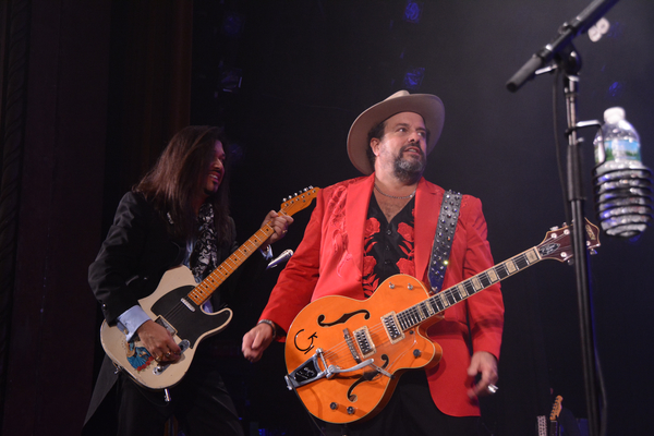 Photo Coverage: THE MAVERICKS Return to The Music Hall in Tarrytown, NY Image
