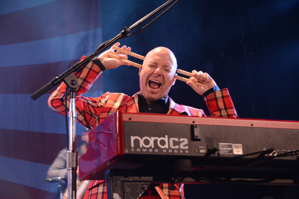 Photo Coverage: THE MAVERICKS Return to The Music Hall in Tarrytown, NY Image