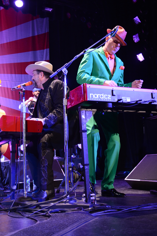 Photo Coverage: THE MAVERICKS Return to The Music Hall in Tarrytown, NY Image