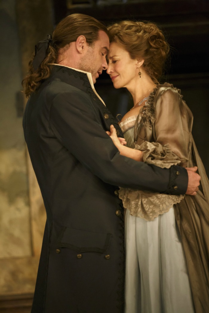 Review Janet Mcteer And Liev Schreiber Star In Visually Gorgeous And