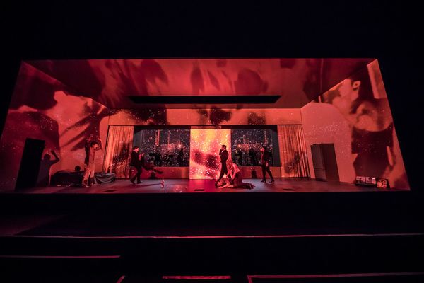 Photo Flash: First Look at the European Premiere of David Bowie and Enda Walsh's LAZARUS! Image