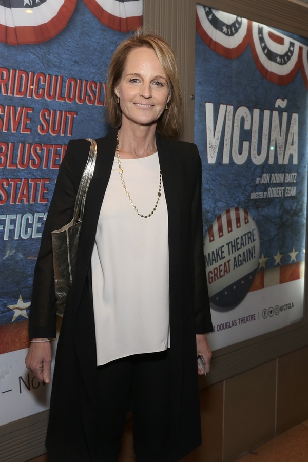 Photo Flash: VICUNA Celebrates Opening Night at the Douglas with Marisa Tomei, Helen Hunt, Norman Lear and More Image