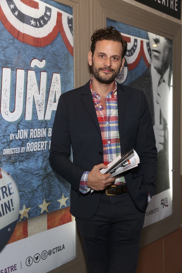 Photo Flash: VICUNA Celebrates Opening Night at the Douglas with Marisa Tomei, Helen Hunt, Norman Lear and More Image