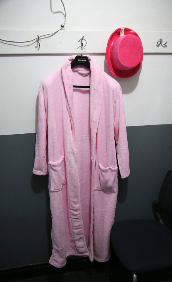 Exclusive Photo Coverage: Backstage on Broadway with Kristin Chenoweth Image
