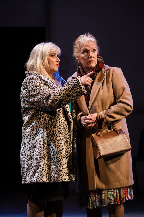 Photo Flash: First Look at RUMPY PUMPY Image