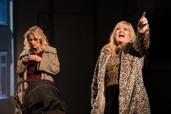 Photo Flash: First Look at RUMPY PUMPY Image
