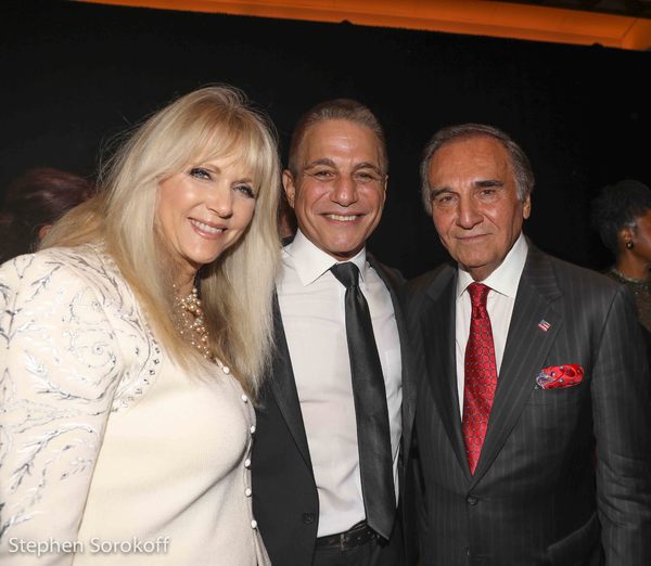 Photo Coverage: Olympia Dukakis & Tony Danza at Doodle for Hunger Gala 