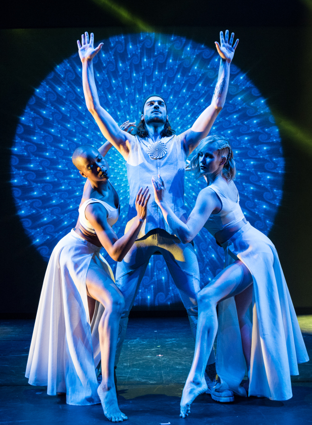 Photo Flash: THE PORTAL at Minetta Lane Theatre Image