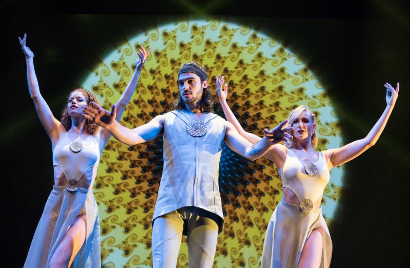 Photo Flash: THE PORTAL at Minetta Lane Theatre Image