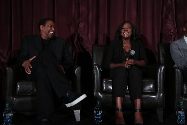 Photo Flash: Denzel Washington, Viola Davis & More Attend FENCES LA Guild Screening Image