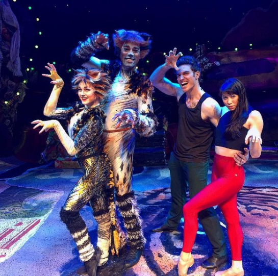 Mark Ballas, Idina Menzel to Perform on Tonight's Broadway-Themed DANCING WITH THE STARS! Image