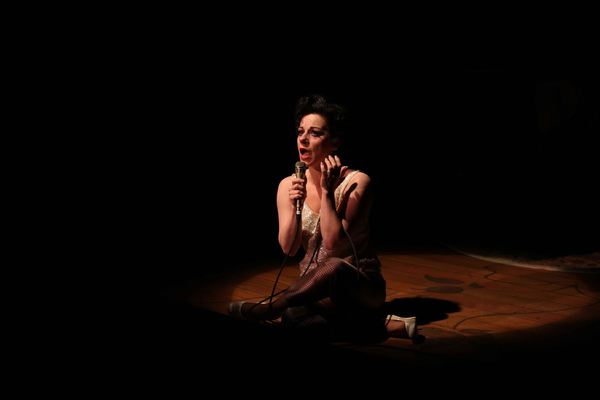 Photo Flash: First Look at END OF THE RAINBOW, Opening Tonight at Porchlight Music Theatre Image