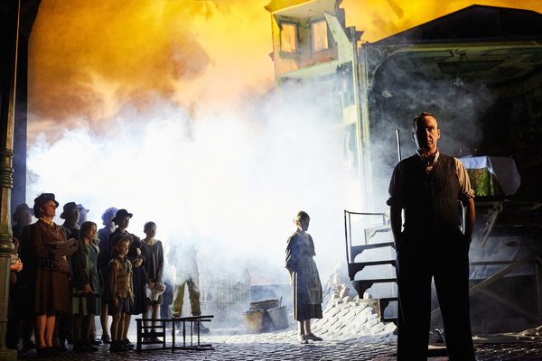 Photo Flash: First Look at Clive Francis, Barbara Marten and Liam Brennan in AN INSPECTOR CALLS in the West End 